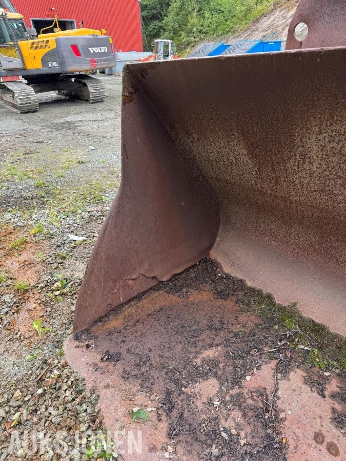 Volvo 120 Hjullasterskuffe